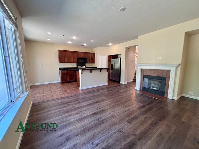 Building Photo - 1268 Picadilly Ln