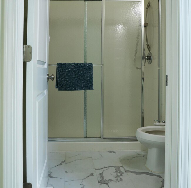 Building Photo - 11921 Warbler Wy