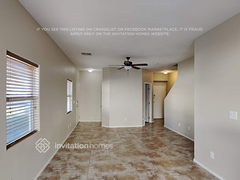 Building Photo - 3025 Gary Cooper St