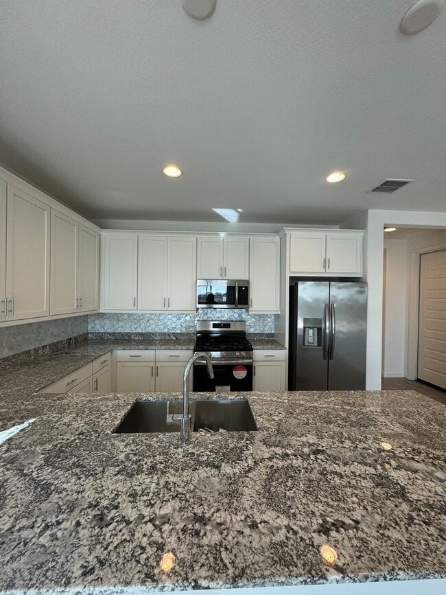 Building Photo - 4 bedroom Nextgen home in Phoenix