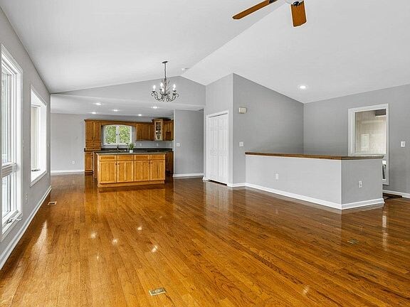Building Photo - 111 Serenity Dr