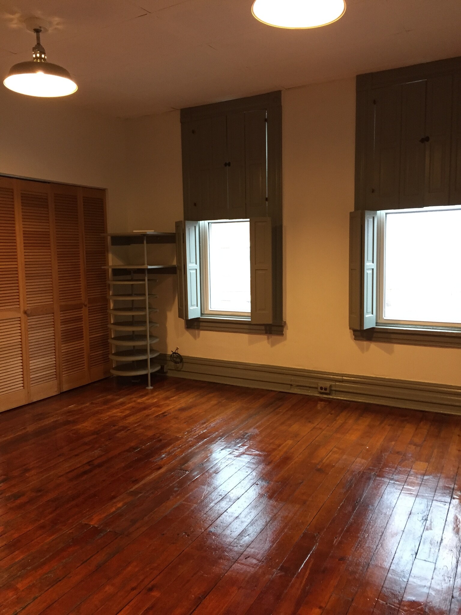 bedroom - 4610 Liberty Ave