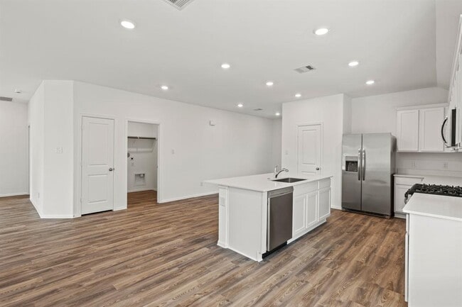 Building Photo - 3804 Falling Moon Ln