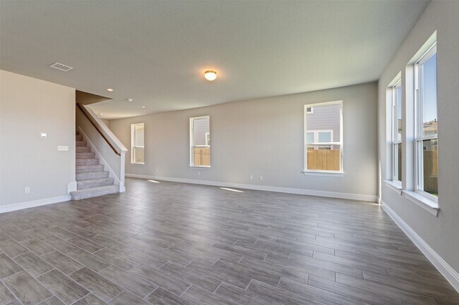 Building Photo - 112 Winding Hollow Ln