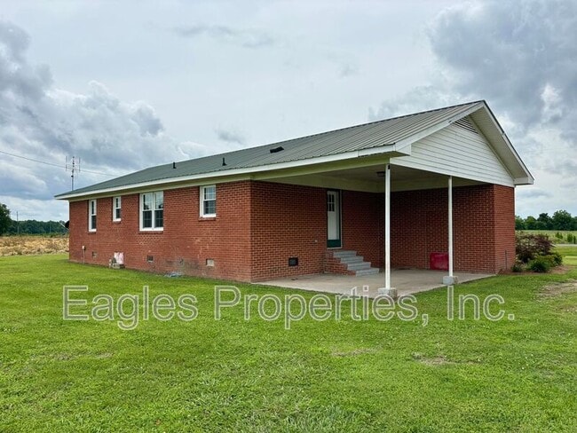 Building Photo - 342 Leon Flowers Rd