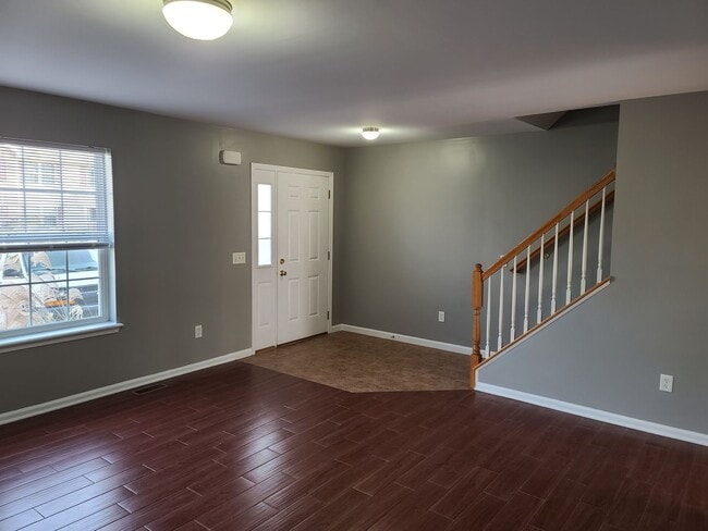 Building Photo - 3 Bedroom Townhome for Rent in Waynesboro