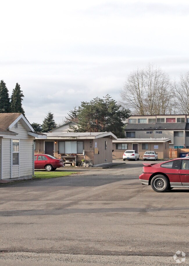 Building Photo - Davis Apartments