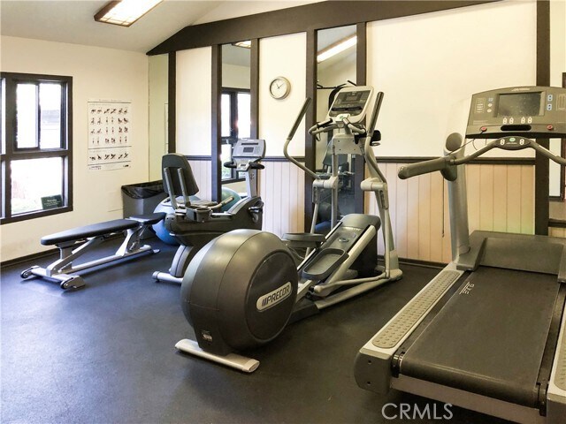 Building Photo - 7890 E Spring St