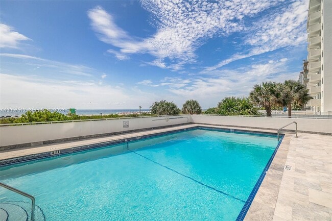 Building Photo - 401 Ocean Dr