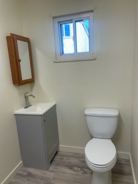 Building Photo - 1067 E Carolina Ave