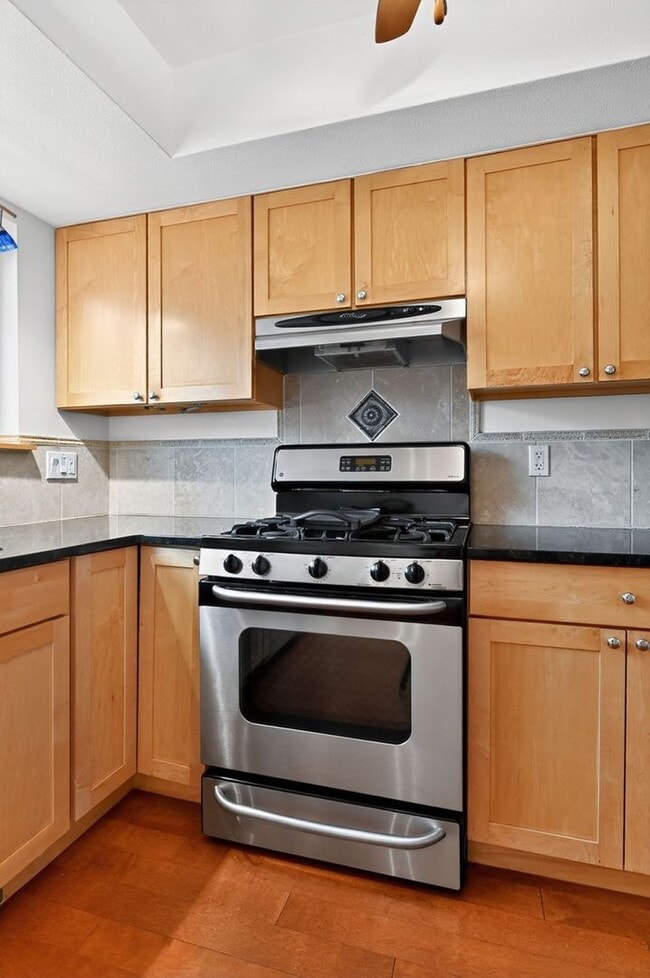 Building Photo - 770 Quince Cir