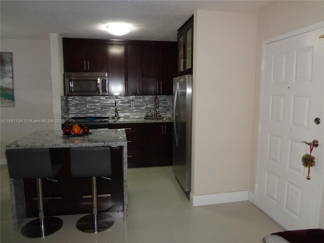 Building Photo - 15650 SW 80th St