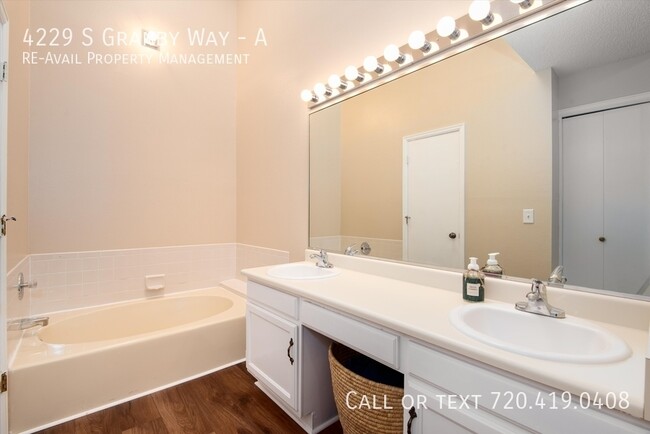 Building Photo - 4229 S Granby Way