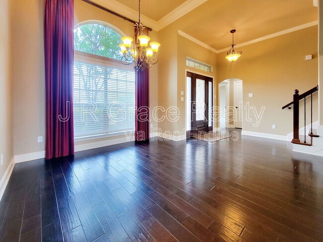Building Photo - 408 Silver Spur Trail