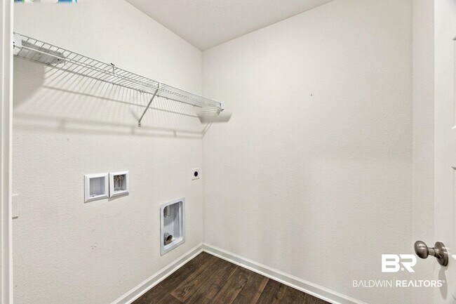 Building Photo - 14615 Dayton Cir