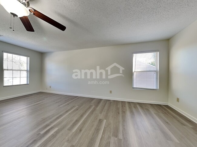 Building Photo - 6432 Dillard Ridge Dr