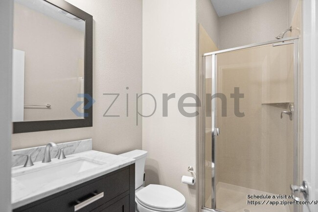 Building Photo - 1726 Hummingbird Way