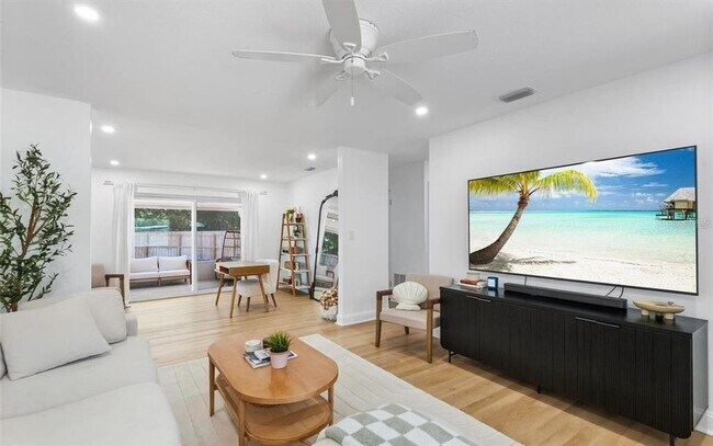 Building Photo - 6801 20th St N