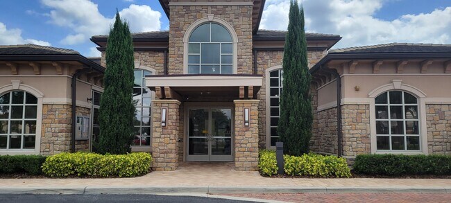 Building Photo - Townhouse in Eagle Creek Gated Community, Lake Nona