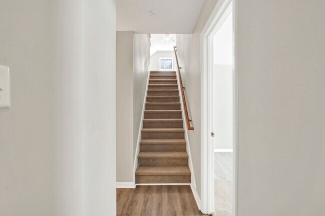 Building Photo - Available NOW