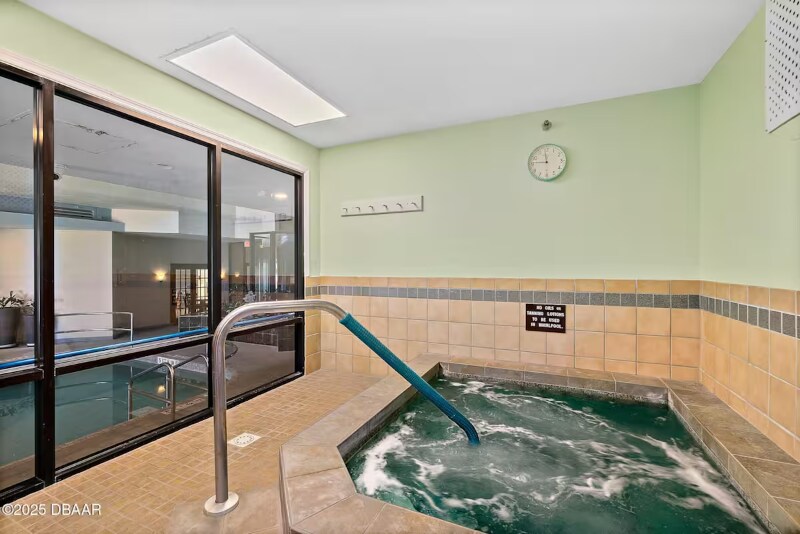 Building Photo - 3013 N Atlantic Ave