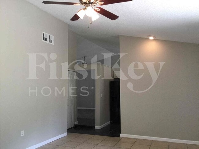 Building Photo - 649 Nardello Dr