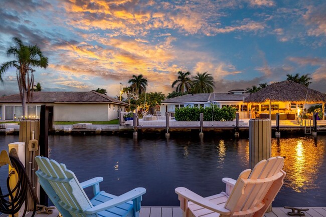 Building Photo - 940 Greenbriar Dr