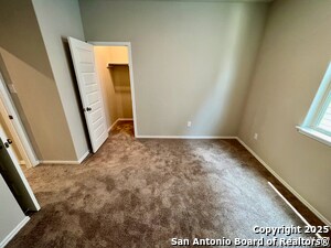 Building Photo - 204 Kinsley Wy