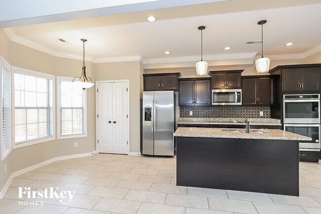 Building Photo - 1412 Kingbird Dr