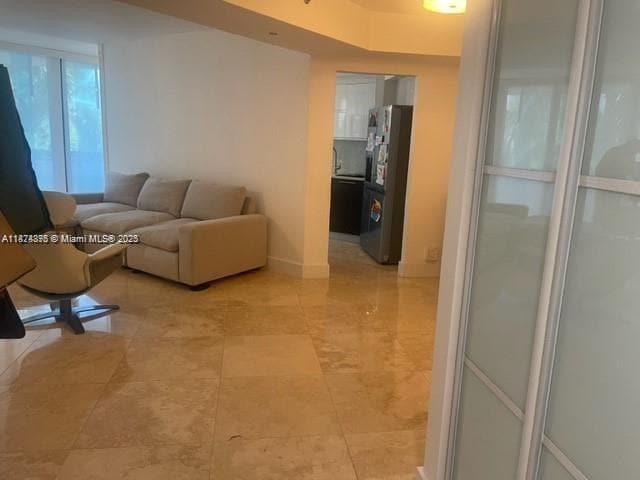 Building Photo - 20185 E Country Club Dr