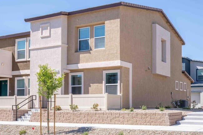 Building Photo - 3727 Celesta Vis Ave