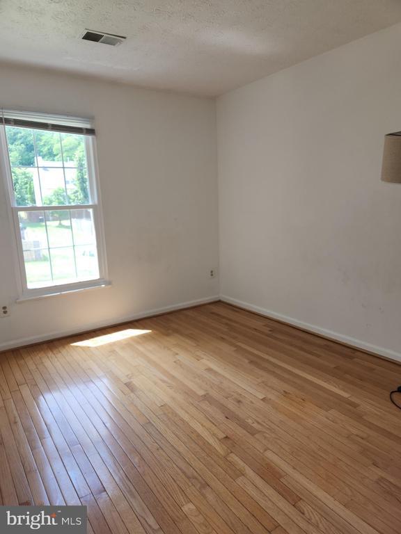 Building Photo - 2038 S Anvil Ln