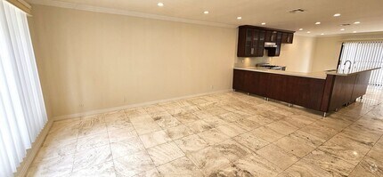Building Photo - Bright & Modern 2-Bedroom Townhouse with H...