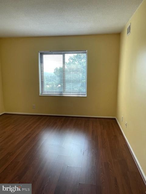 Building Photo - 309 Yoakum Pkwy