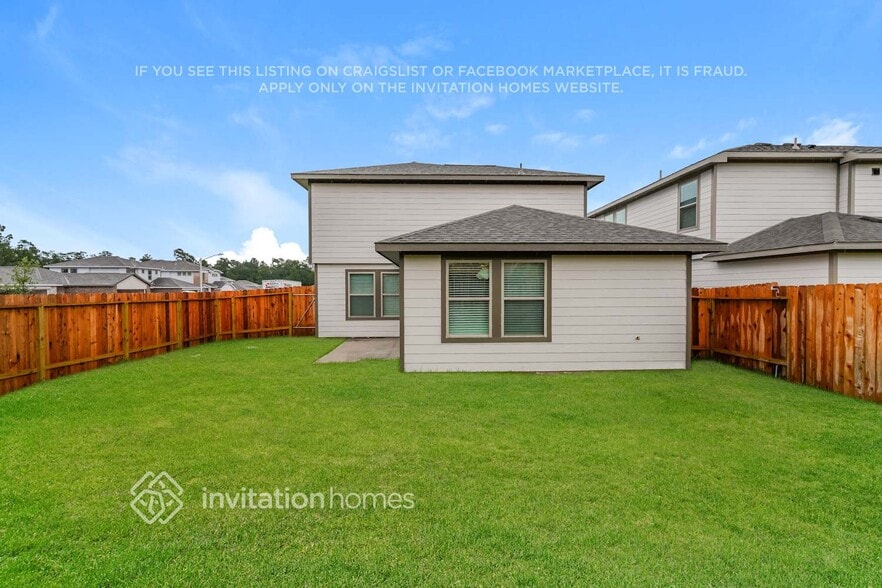 Building Photo - 5604 Poinsettia Pl