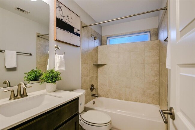 Building Photo - 2001 Tramson Dr