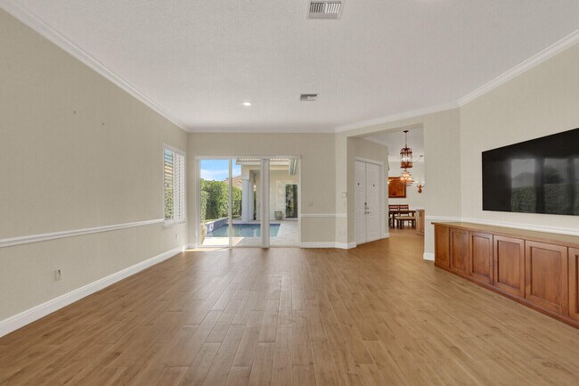 Building Photo - 2931 Twin Oaks Way