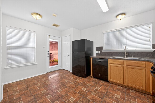 Building Photo - 1229 Verde Trails Dr