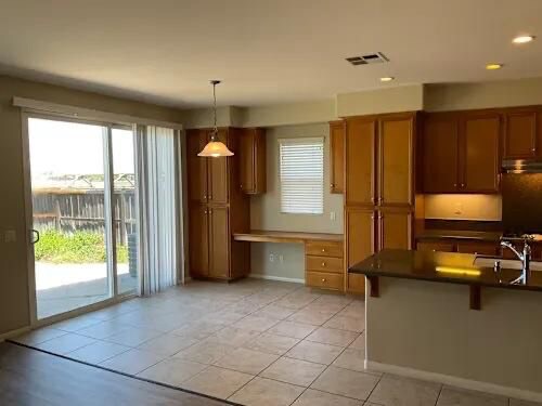 Building Photo - 5099 Pamplona Ave