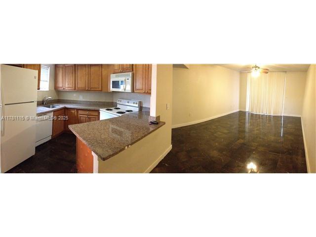 Building Photo - 8323 Lake Dr