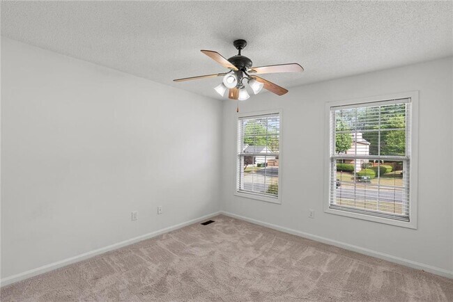 Building Photo - 3003 Brass Dr