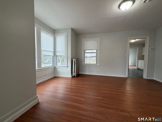 Building Photo - 244 Main St