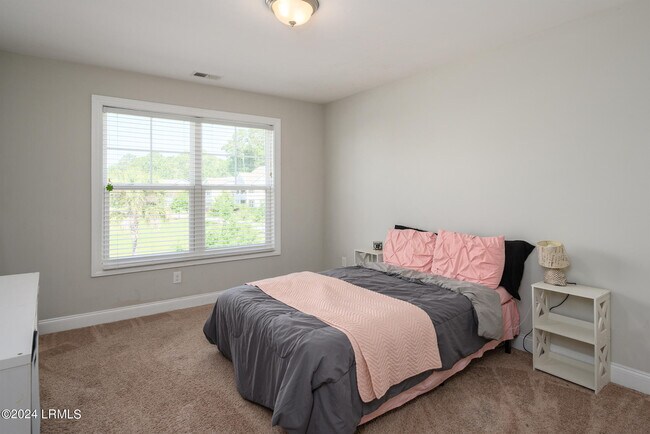 Building Photo - 3754 Oyster Bluff Dr
