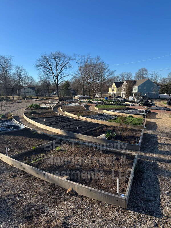 Building Photo - 1305 Norris Ave