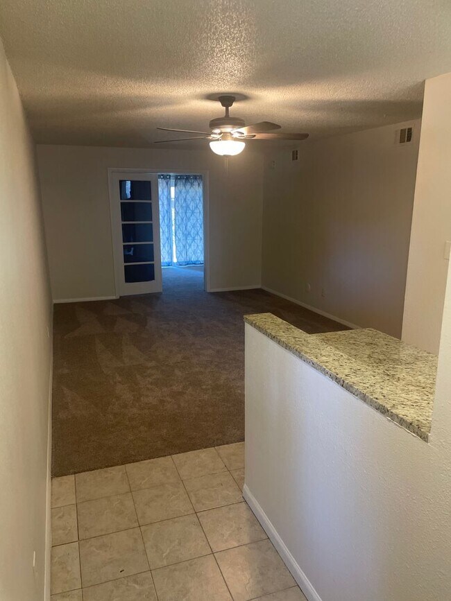 Building Photo - 3 Bedroom Apartment In Virginia Vale Neighborhood! **Special**