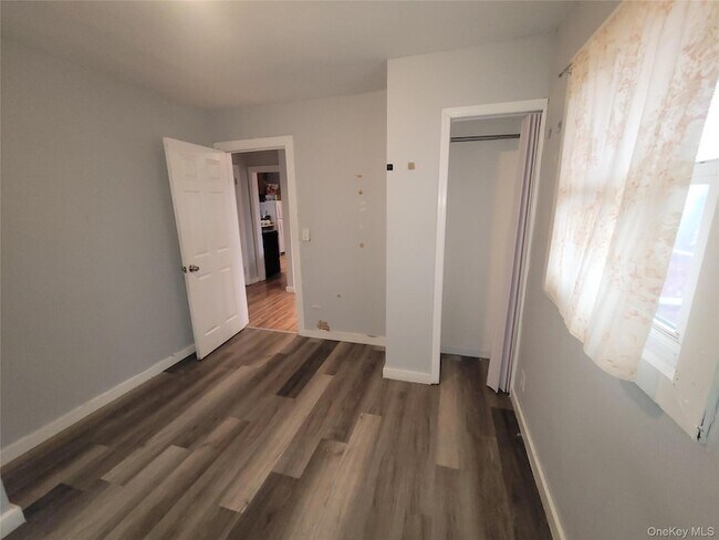 Building Photo - 2250 NY-302