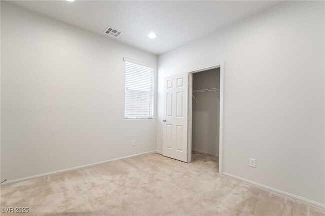 Building Photo - 9205 Keystone Ridge Ave