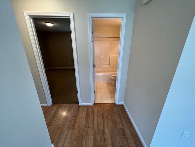 Building Photo - Charming 3 Bedroom, 2 Bath Home in Ogden!