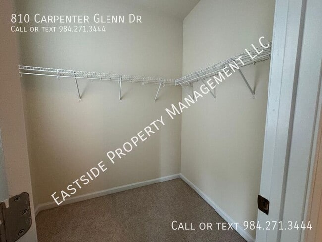 Building Photo - 810 Carpenter Glenn Dr