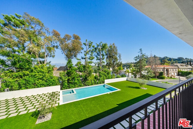 Building Photo - 12001 Crest Ct